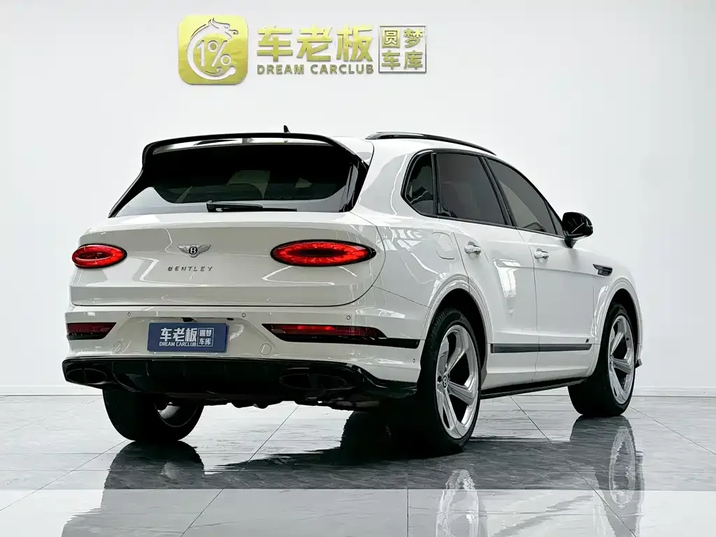 Bentley Bentayga 2022 из CN, фото 4