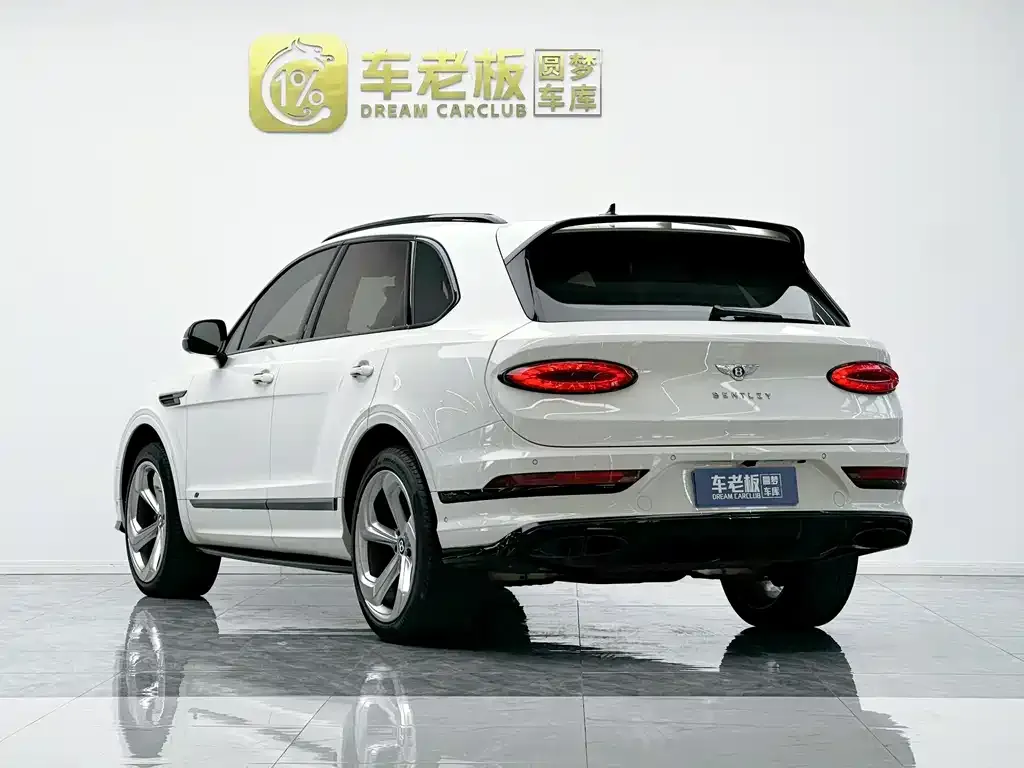 Bentley Bentayga 2022 из CN, фото 6