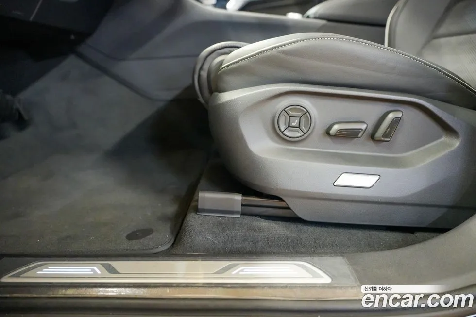 Volkswagen Touareg 2025 из KR, фото 10