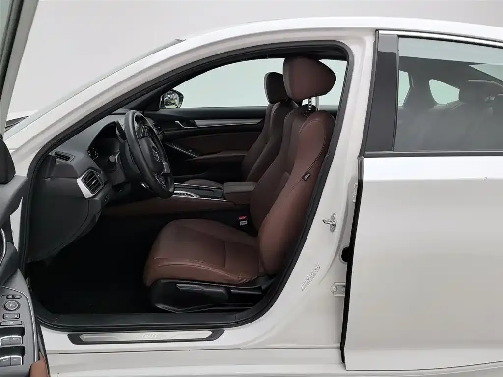 Honda Inspire 2022 из CN, фото 10