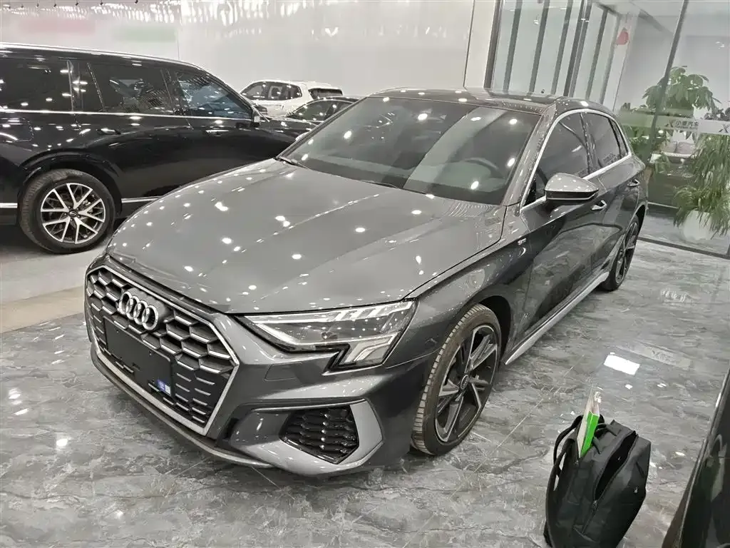 Audi A3 2024 из CN, фото 2