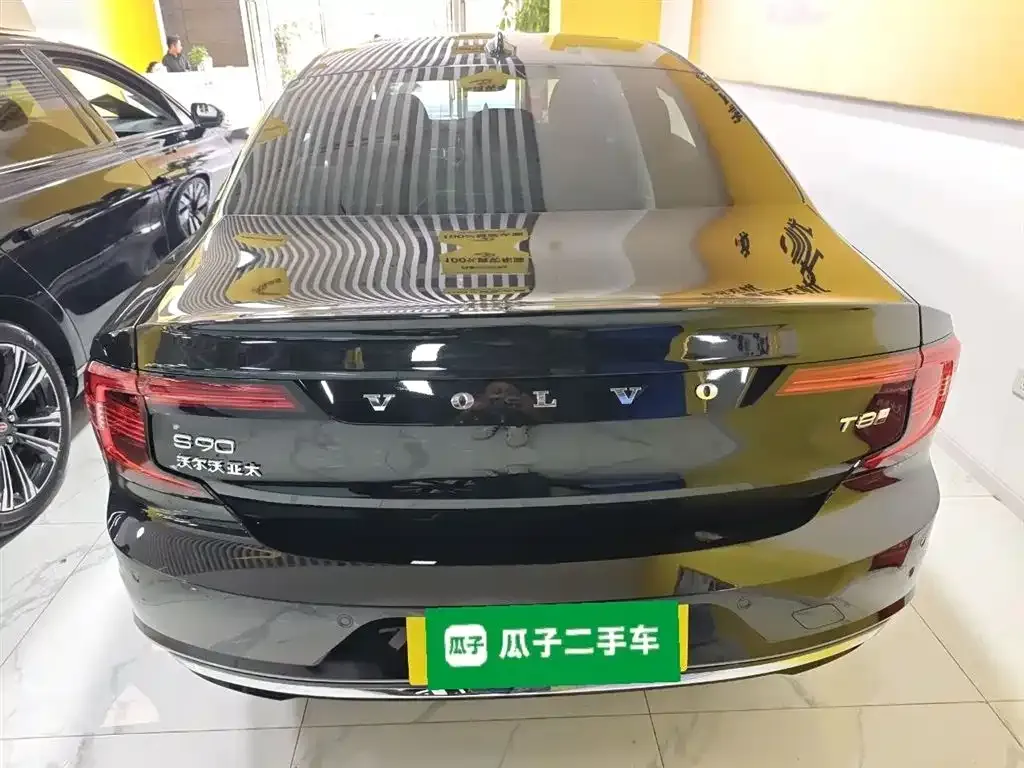 Volvo S90 PHEV 2024 из CN, фото 6