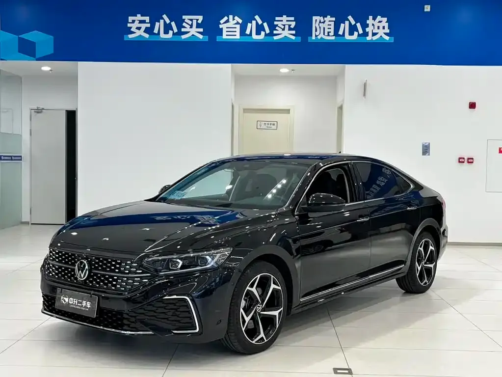 Volkswagen Passat 2024 из CN, фото 1
