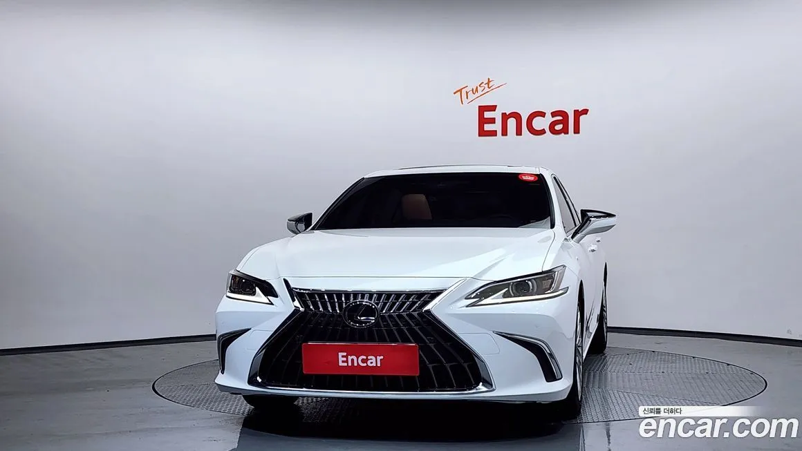 Lexus ES 2023 из KR, фото 3