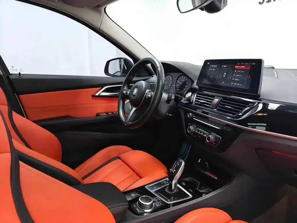 BMW 1 Series 2021 из CN, фото 5
