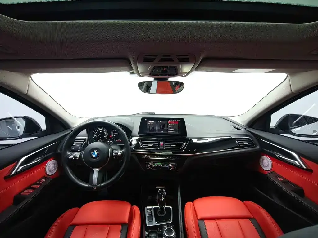 BMW 1 Series 2021 из CN, фото 6