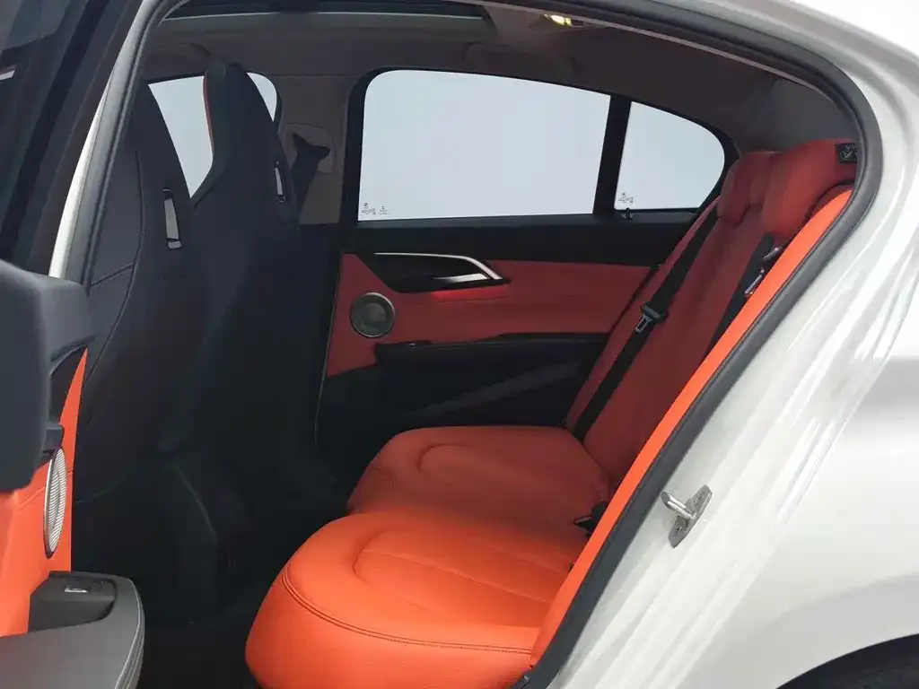 BMW 1 Series 2021 из CN, фото 7
