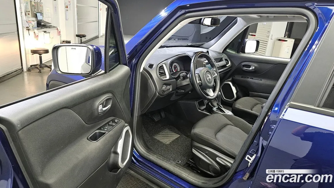 Jeep Renegade 2021 из KR, фото 10