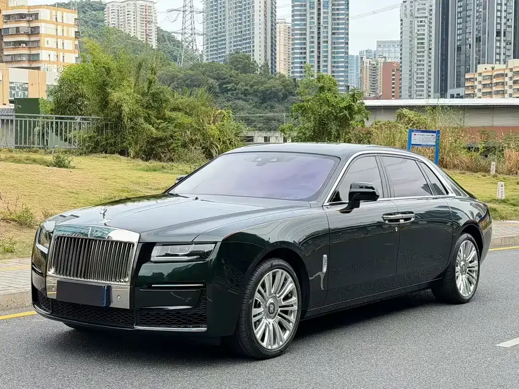 Rolls-Royce Ghost — фото 1