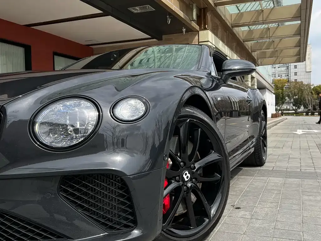 Bentley Continental 2022 из CN, фото 7