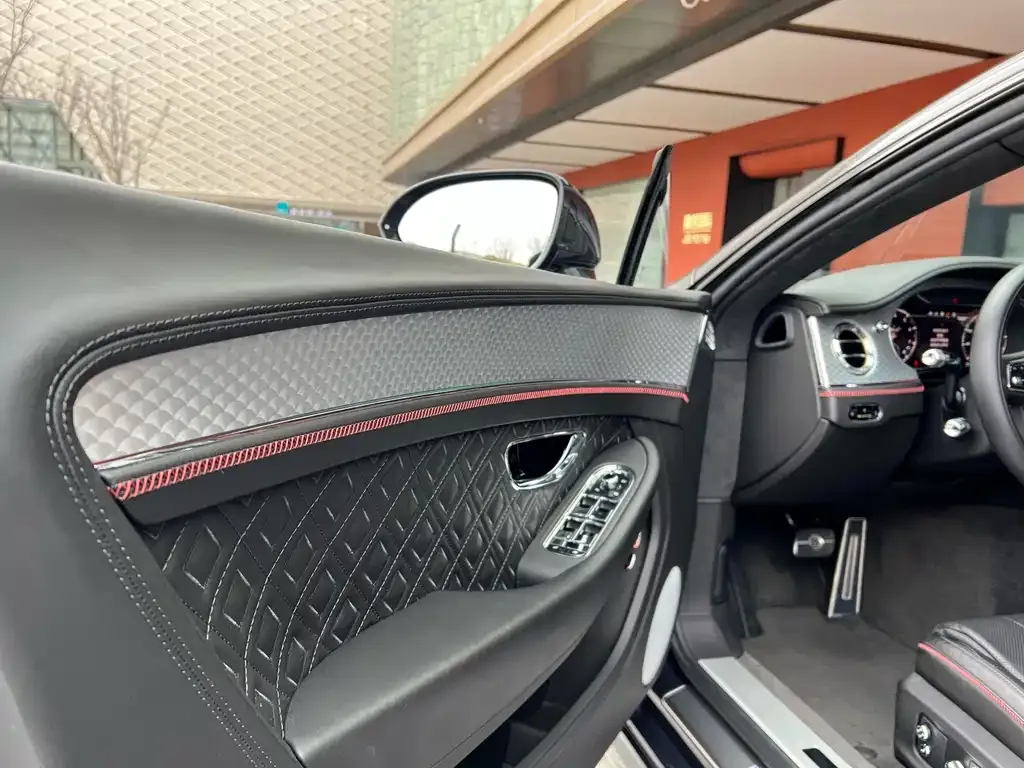 Bentley Continental 2022 из CN, фото 8