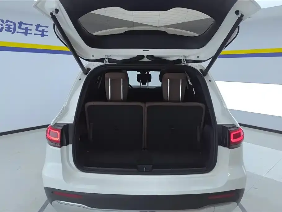 Mercedes-Benz GLB 2023 из CN, фото 4