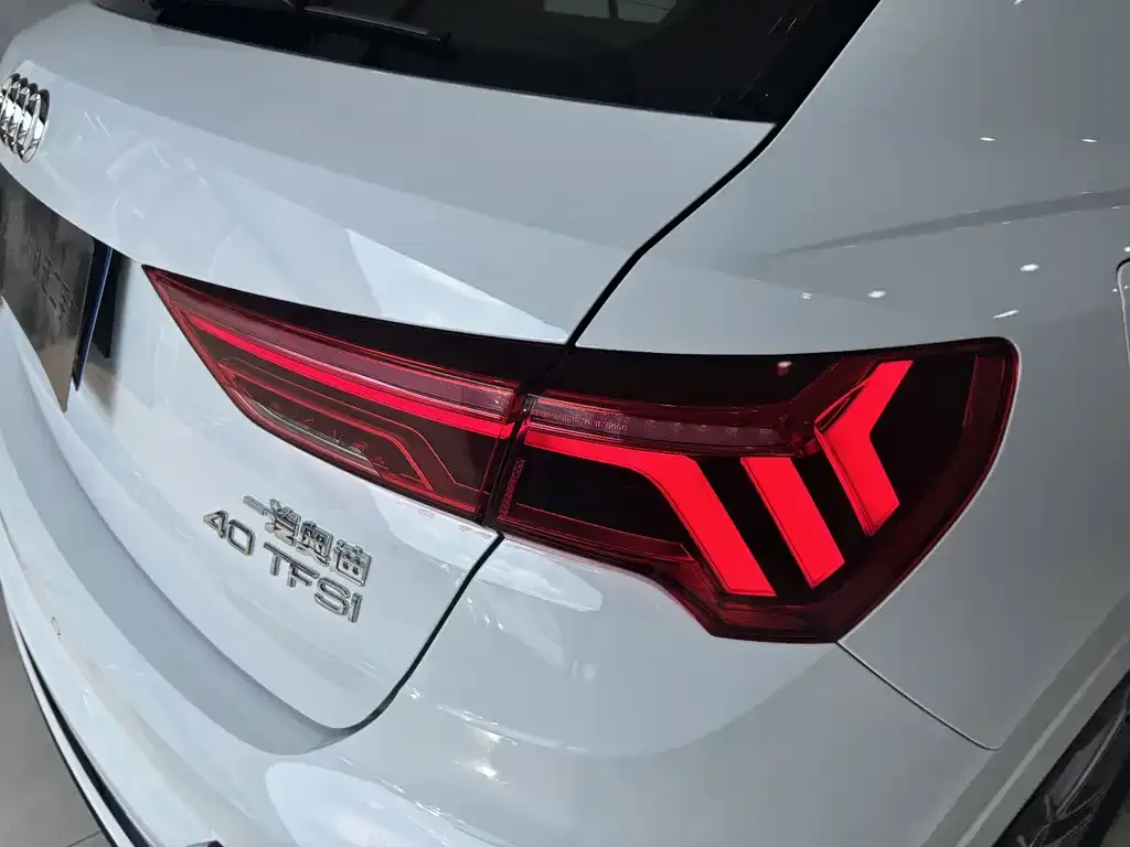 Audi Q3 2024 из CN, фото 10