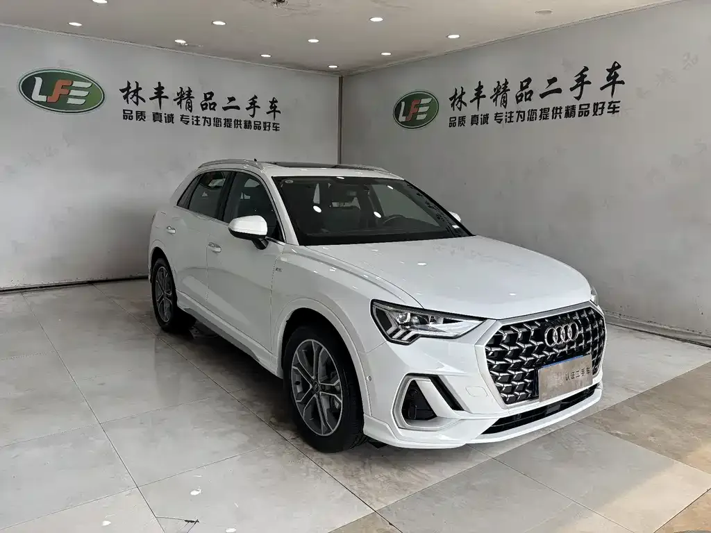 Audi Q3 2024 из CN, фото 4