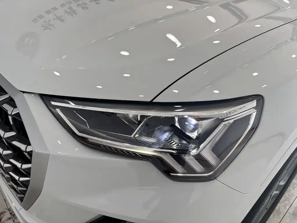 Audi Q3 2024 из CN, фото 9