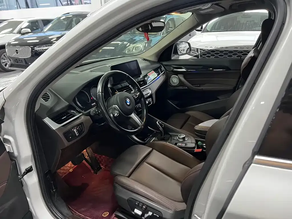 BMW X1 2021 из CN, фото 4