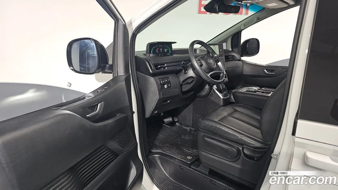 Hyundai Staria — фото 10