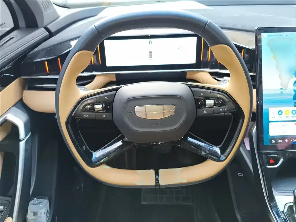 Geely Boyue L 2023 из CN, фото 3