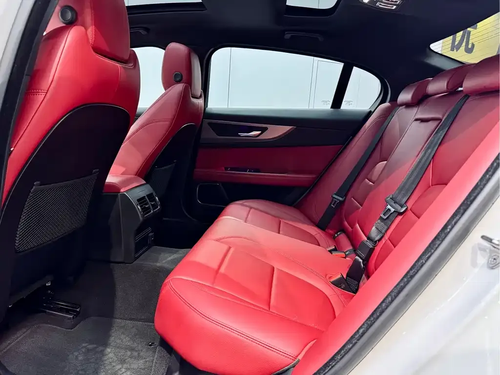 Jaguar XEL 2023 из CN, фото 10