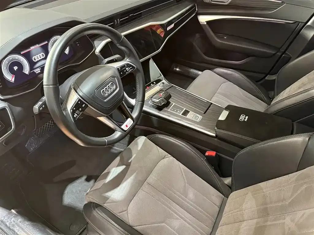 Audi A6L 2024 из CN, фото 8