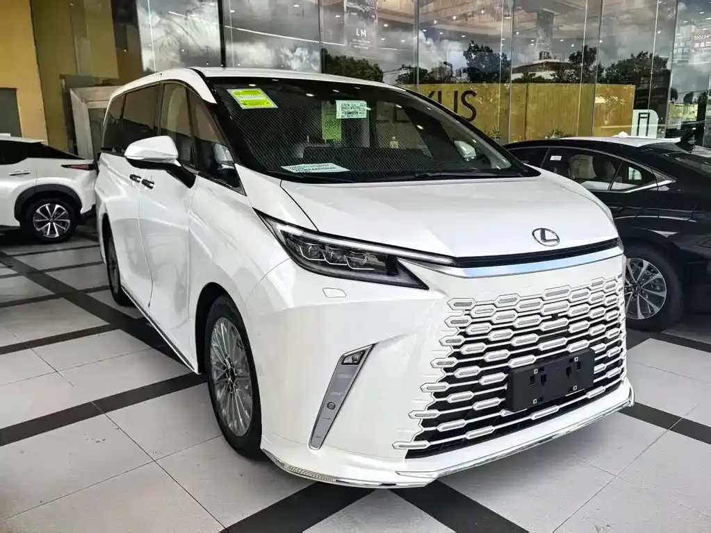 Lexus LM 2025 из CN, фото 6