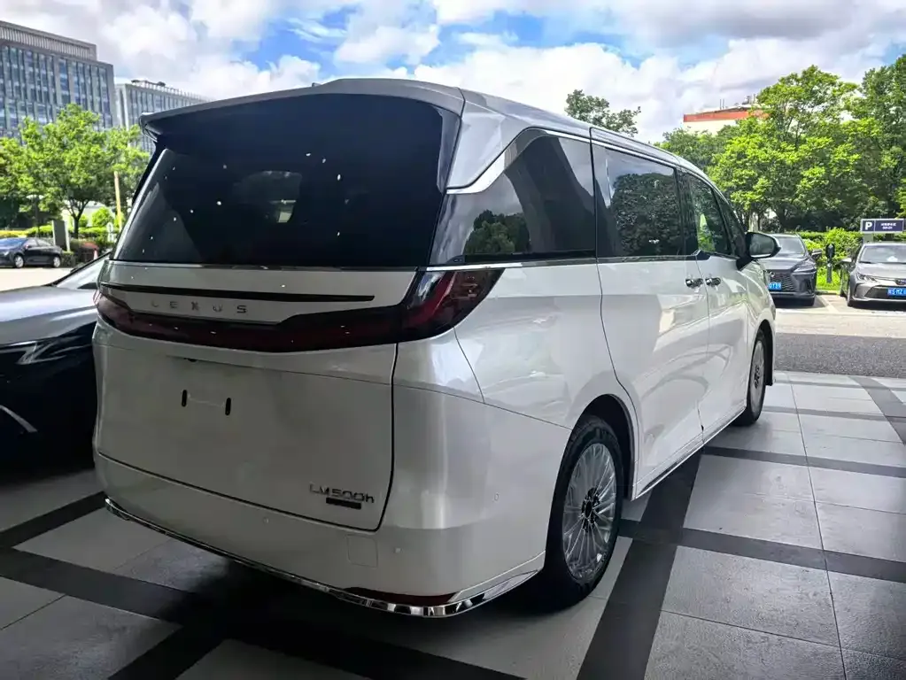 Lexus LM 2025 из CN, фото 7