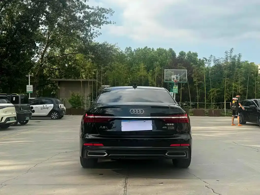 Audi A6L 2022 из CN, фото 3