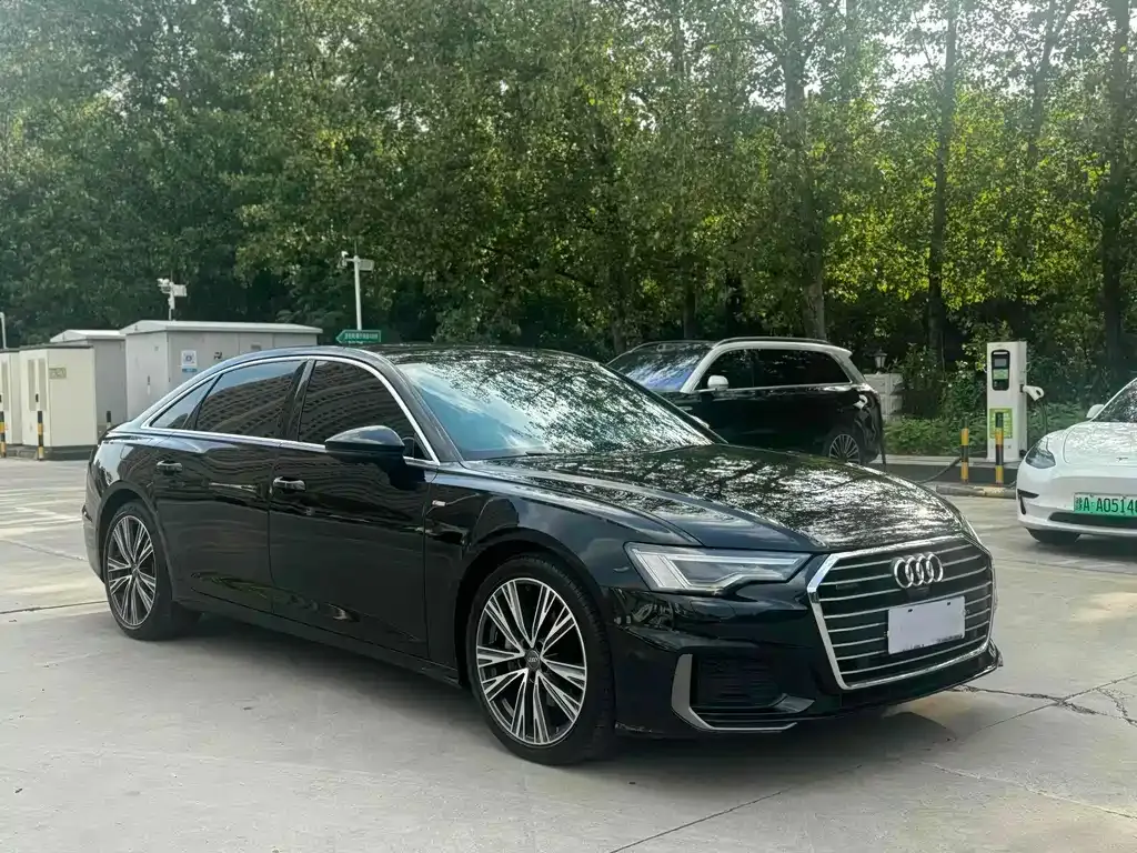 Audi A6L 2022 из CN, фото 8
