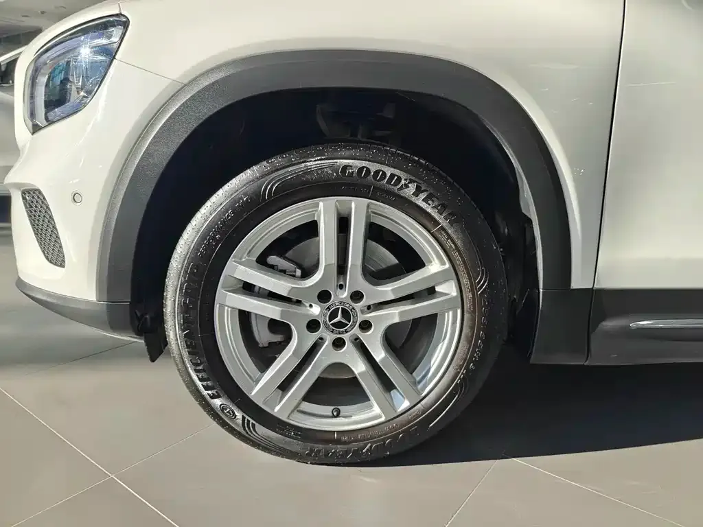 Mercedes-Benz GLB 2023 из CN, фото 3