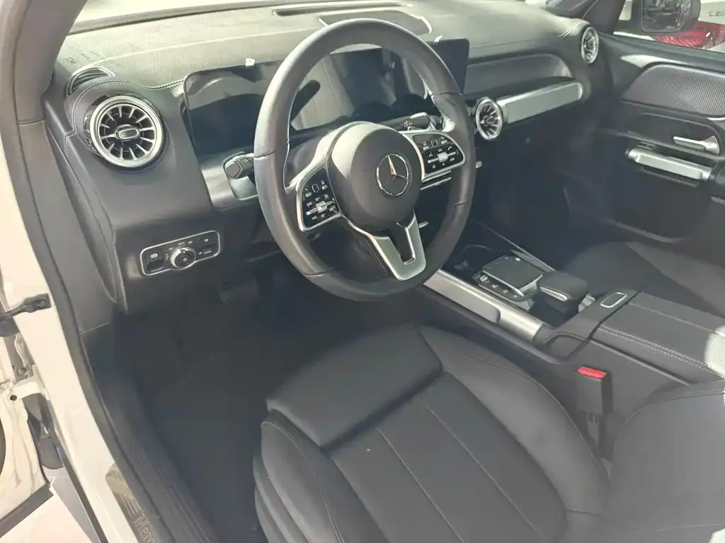 Mercedes-Benz GLB 2023 из CN, фото 5