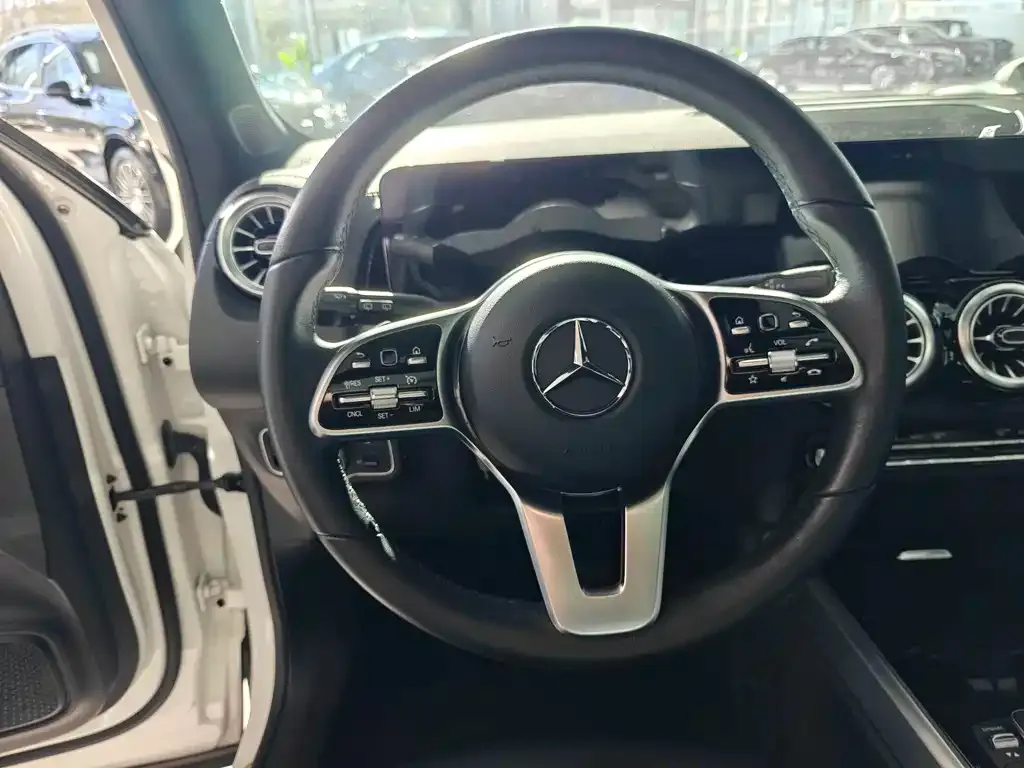 Mercedes-Benz GLB 2023 из CN, фото 7