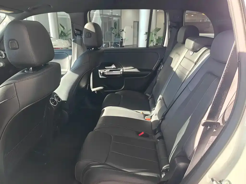 Mercedes-Benz GLB 2023 из CN, фото 9