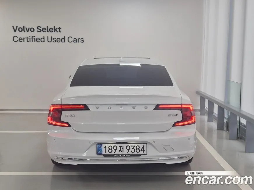 Volvo S90 2025 из KR, фото 4