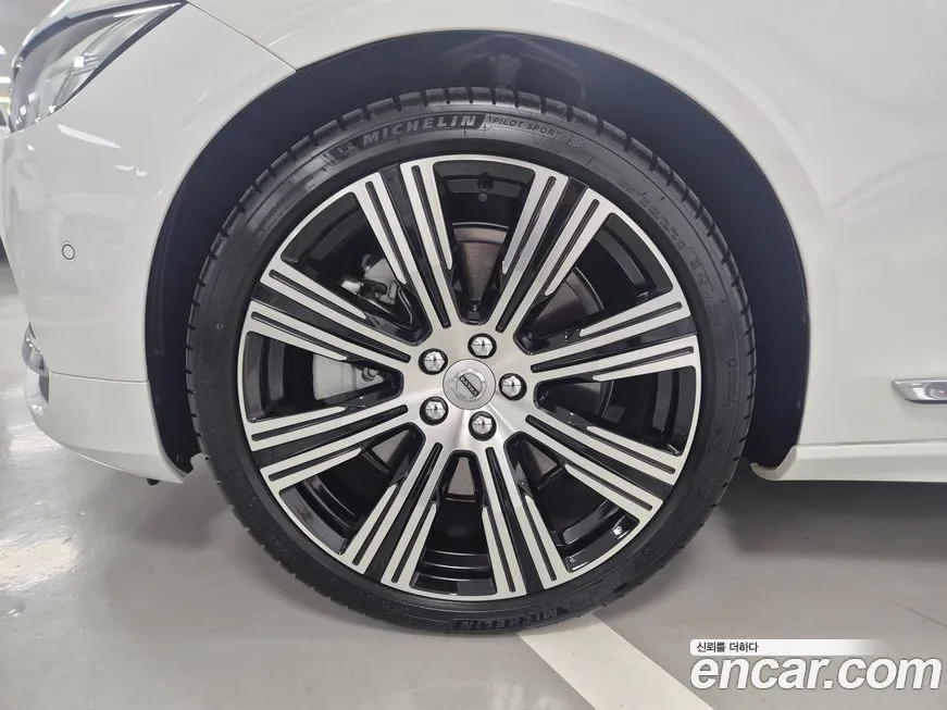 Volvo S90 2025 из KR, фото 5