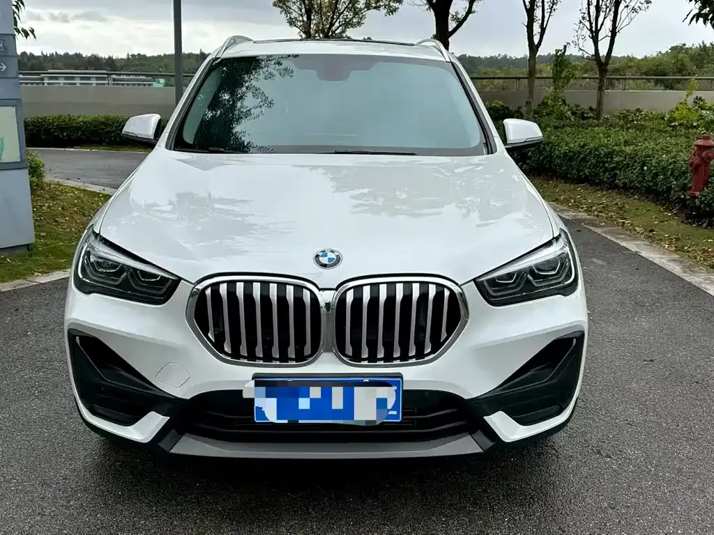 BMW X1 2022 из CN, фото 2