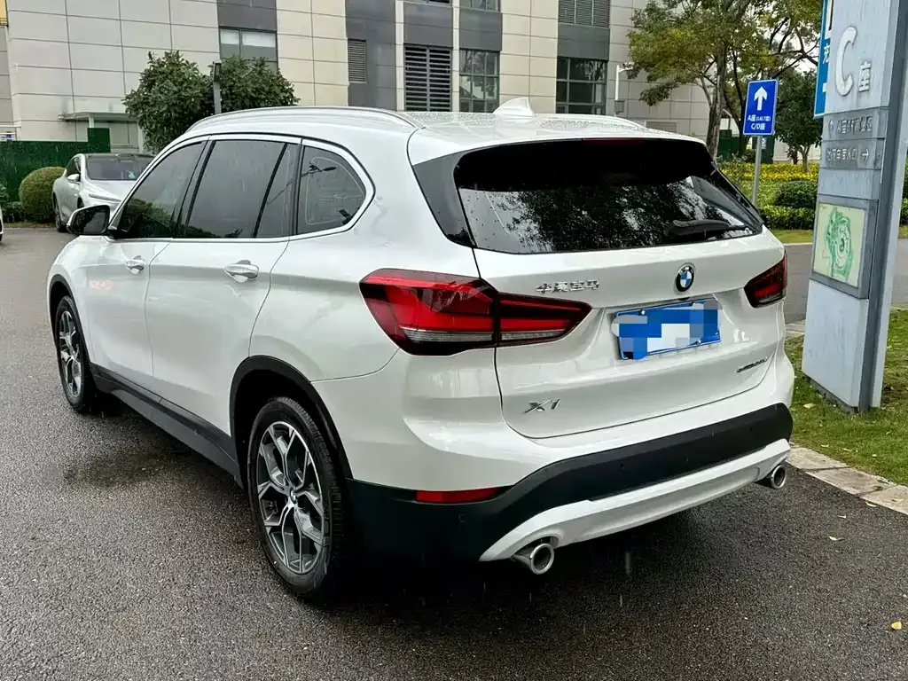 BMW X1 2022 из CN, фото 4