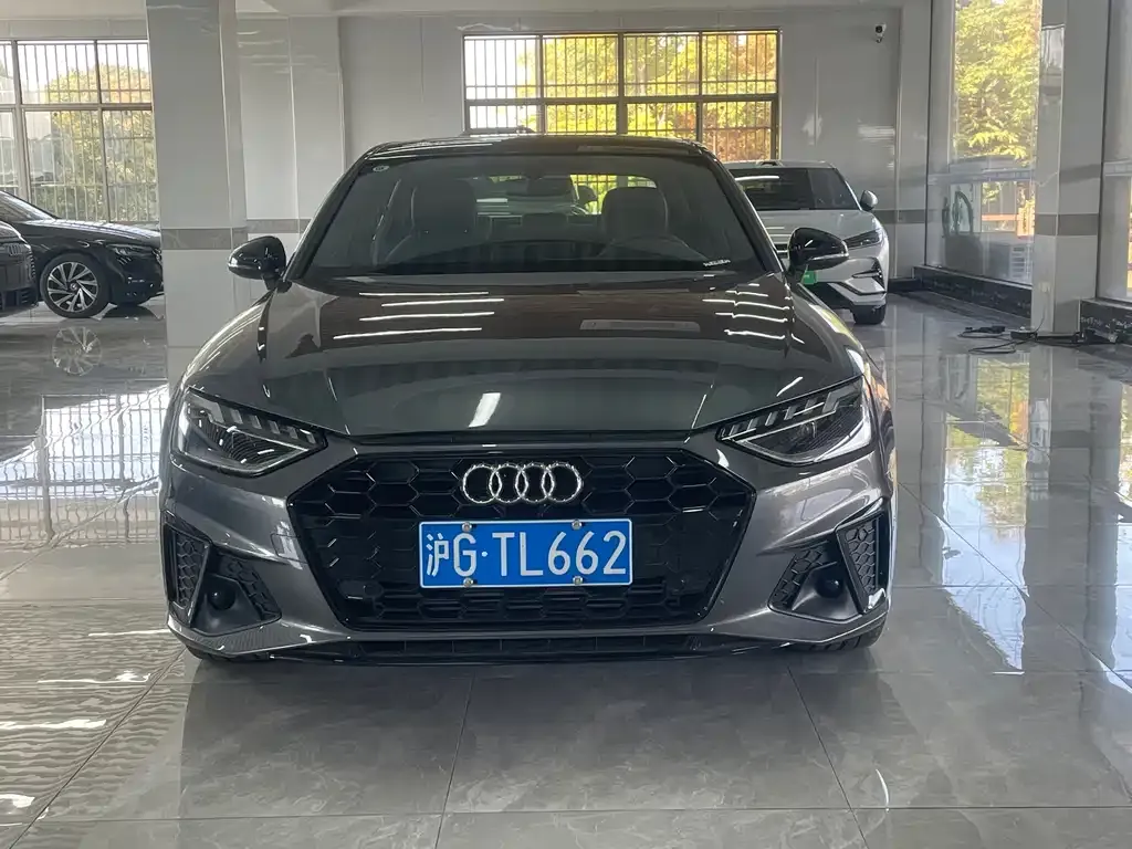 Audi A4L 2025 из CN, фото 2