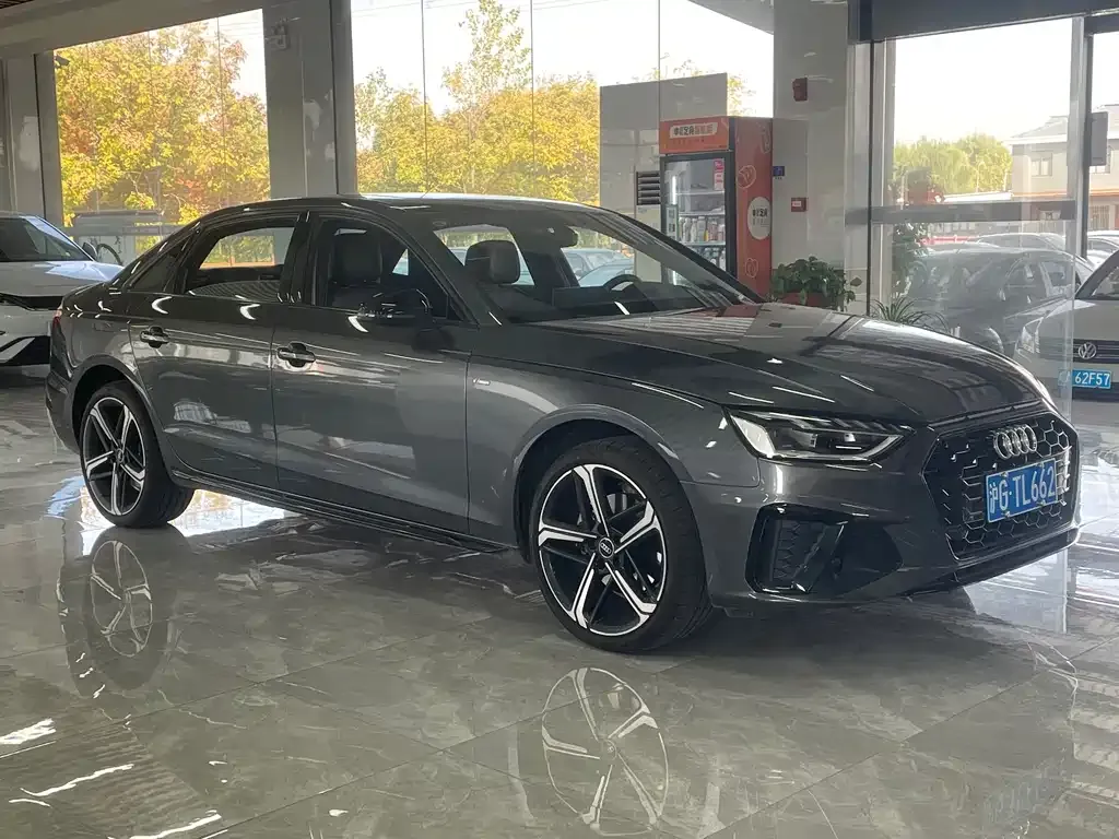 Audi A4L 2025 из CN, фото 3