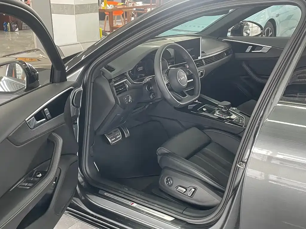 Audi A4L 2025 из CN, фото 7