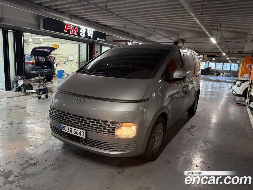 Hyundai Staria — фото 2