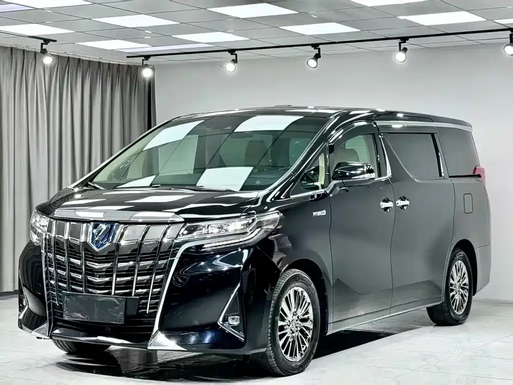 Toyota Alphard 2023 из CN, фото 2