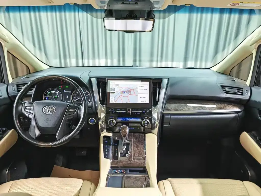 Toyota Alphard 2023 из CN, фото 8