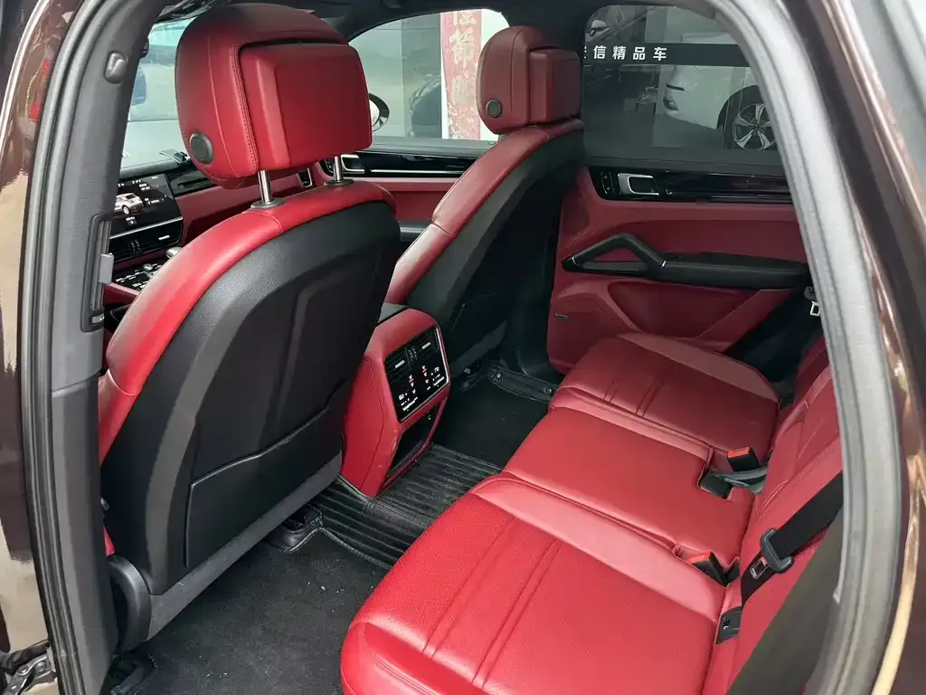 Porsche Cayenne 2021 из CN, фото 9