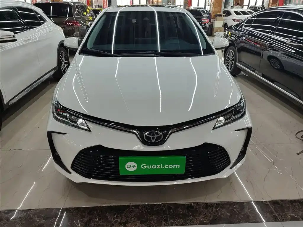 Toyota Corolla 2023 из CN, фото 3