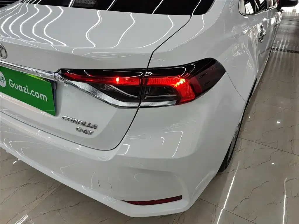Toyota Corolla 2023 из CN, фото 8