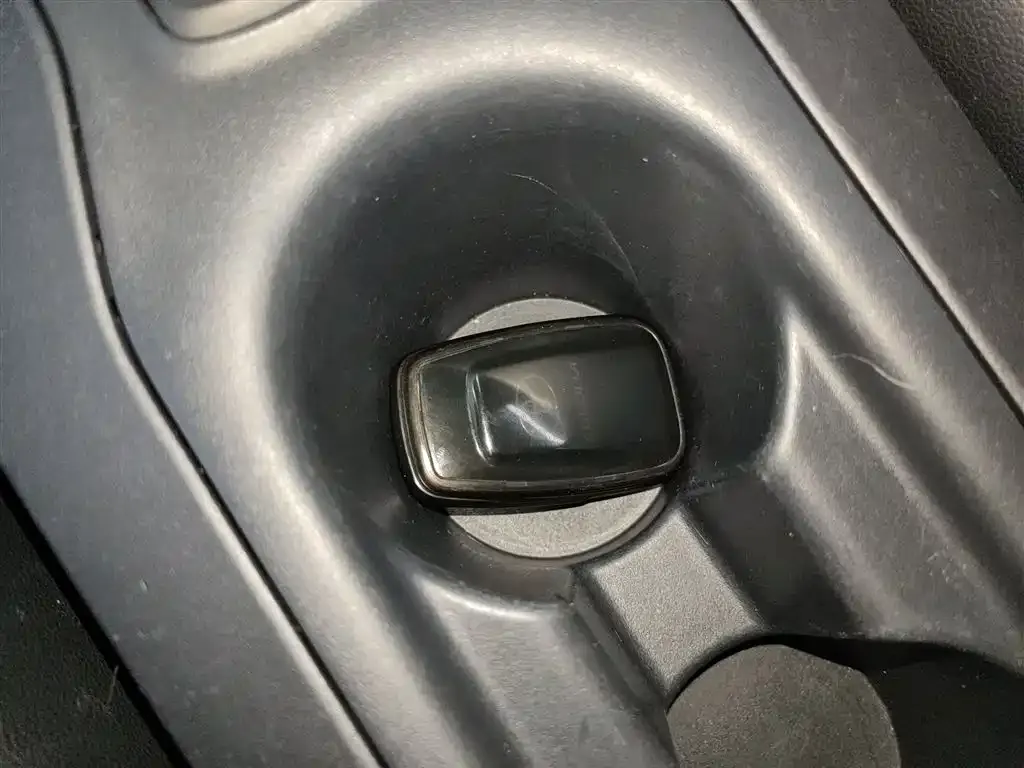 Toyota Corolla 2023 из CN, фото 9