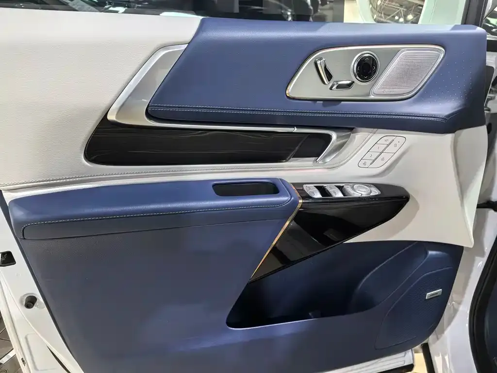Buick Century 2023 из CN, фото 4