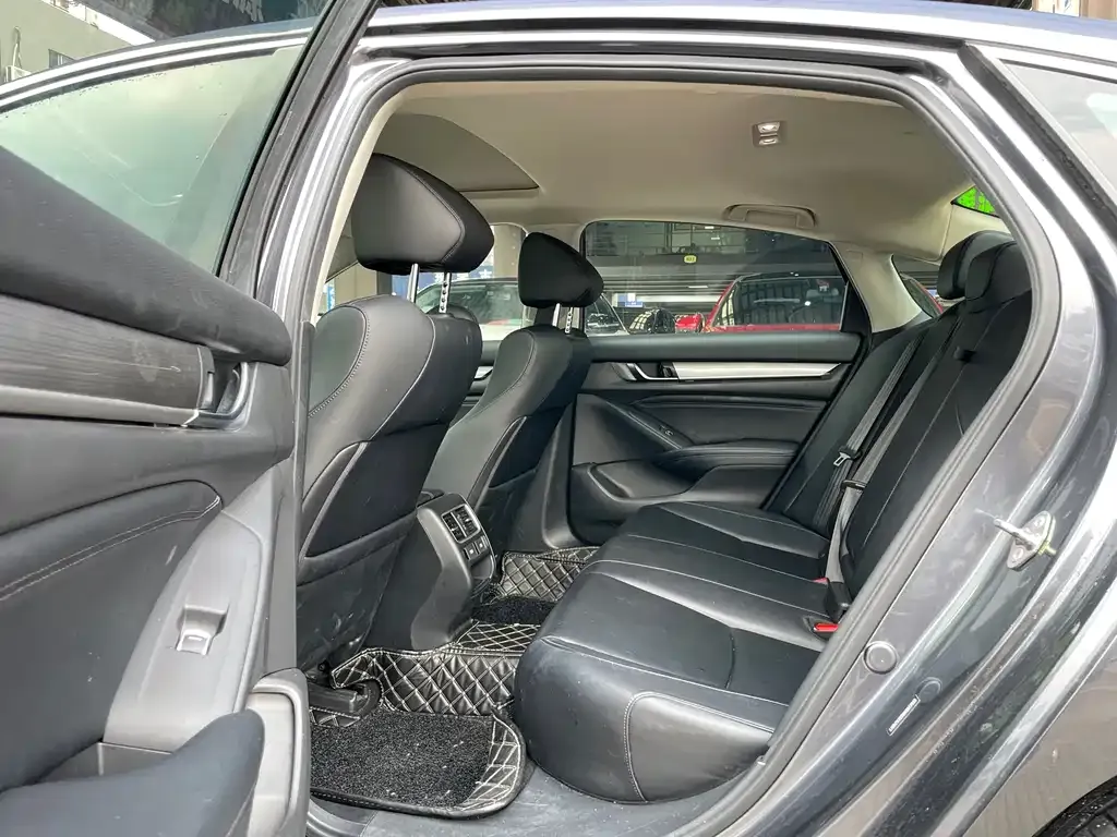 Honda Accord 2022 из CN, фото 6