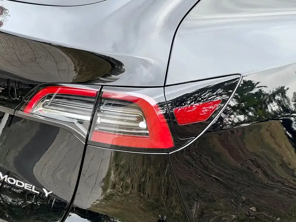 Tesla Model Y 2022 из CN, фото 8
