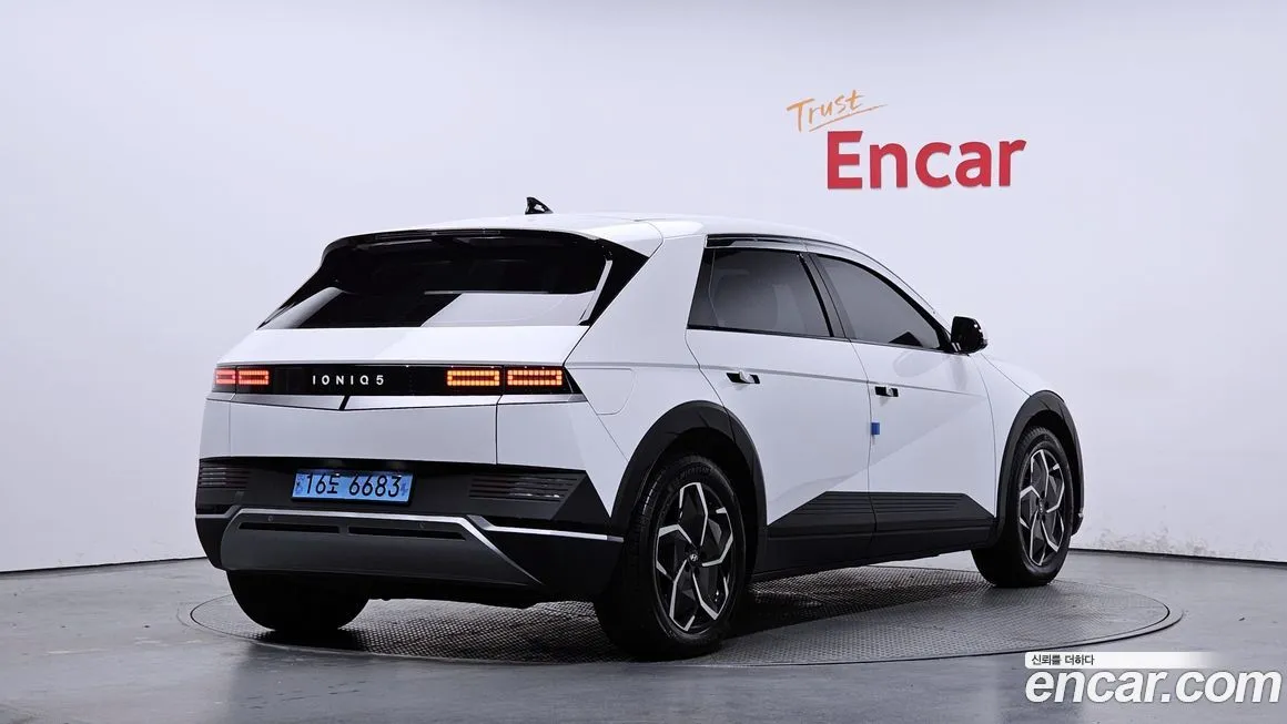 Hyundai Ioniq5 — фото 2